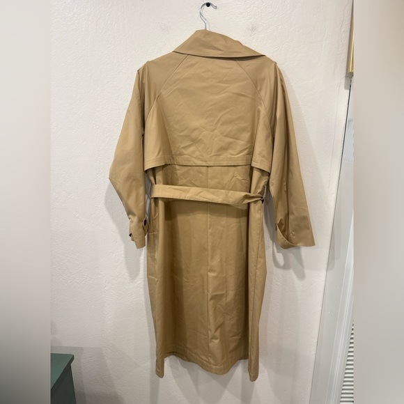 Ruti Oversized Trench Coat in Khaki Tan - Picture 3 of 5